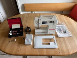 Nähmaschine BERNINA B 325 mit Zubehoer sehr guter Zustand