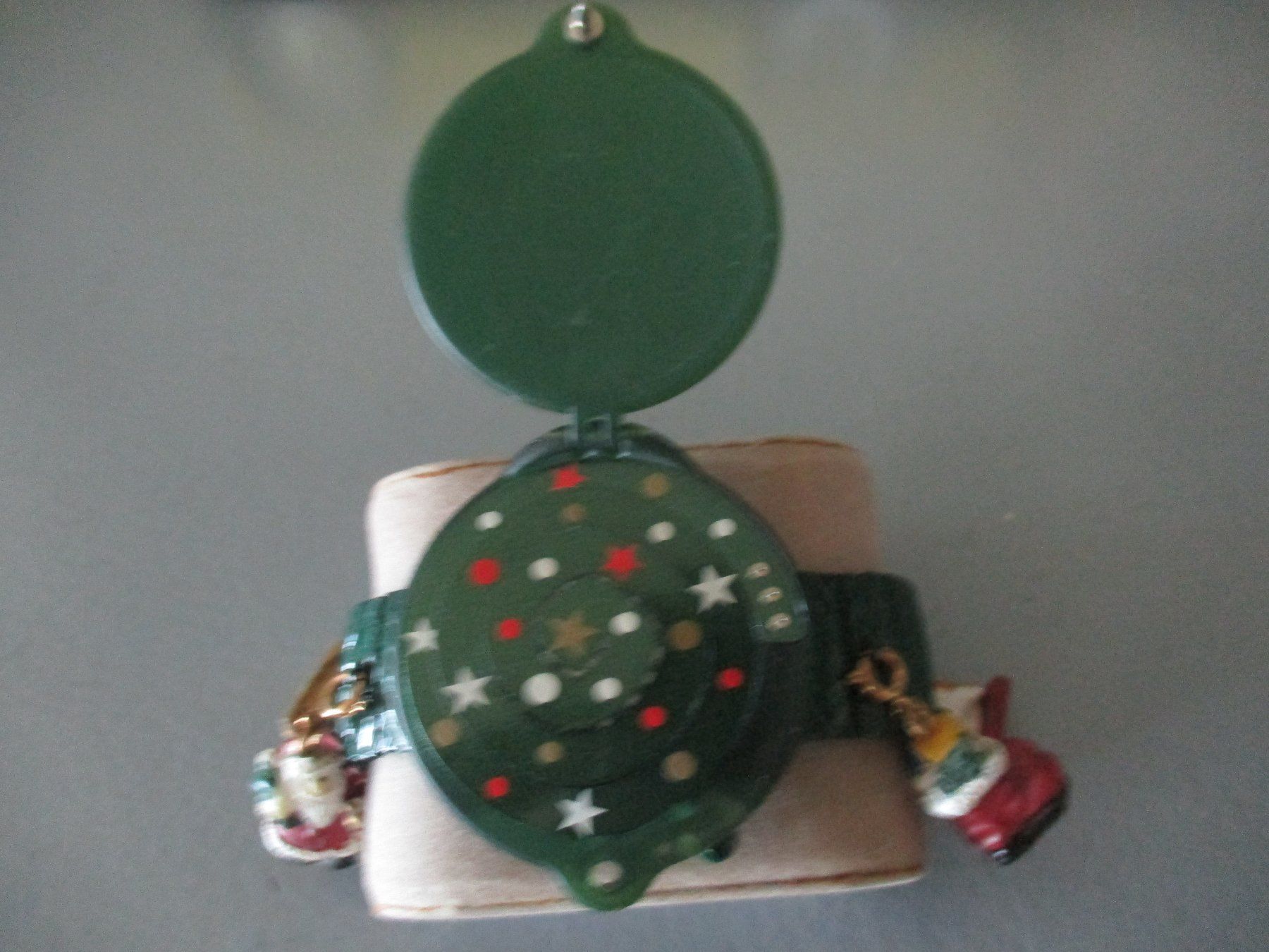 Swatch Montres: Swatch - Weihnachtsmodell 1997 – D'occasion à Wil SG par garou40 2
