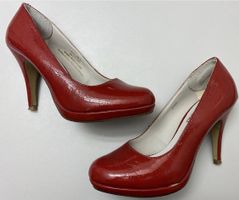 Rote Tamaris Pumps, Grösse 38
