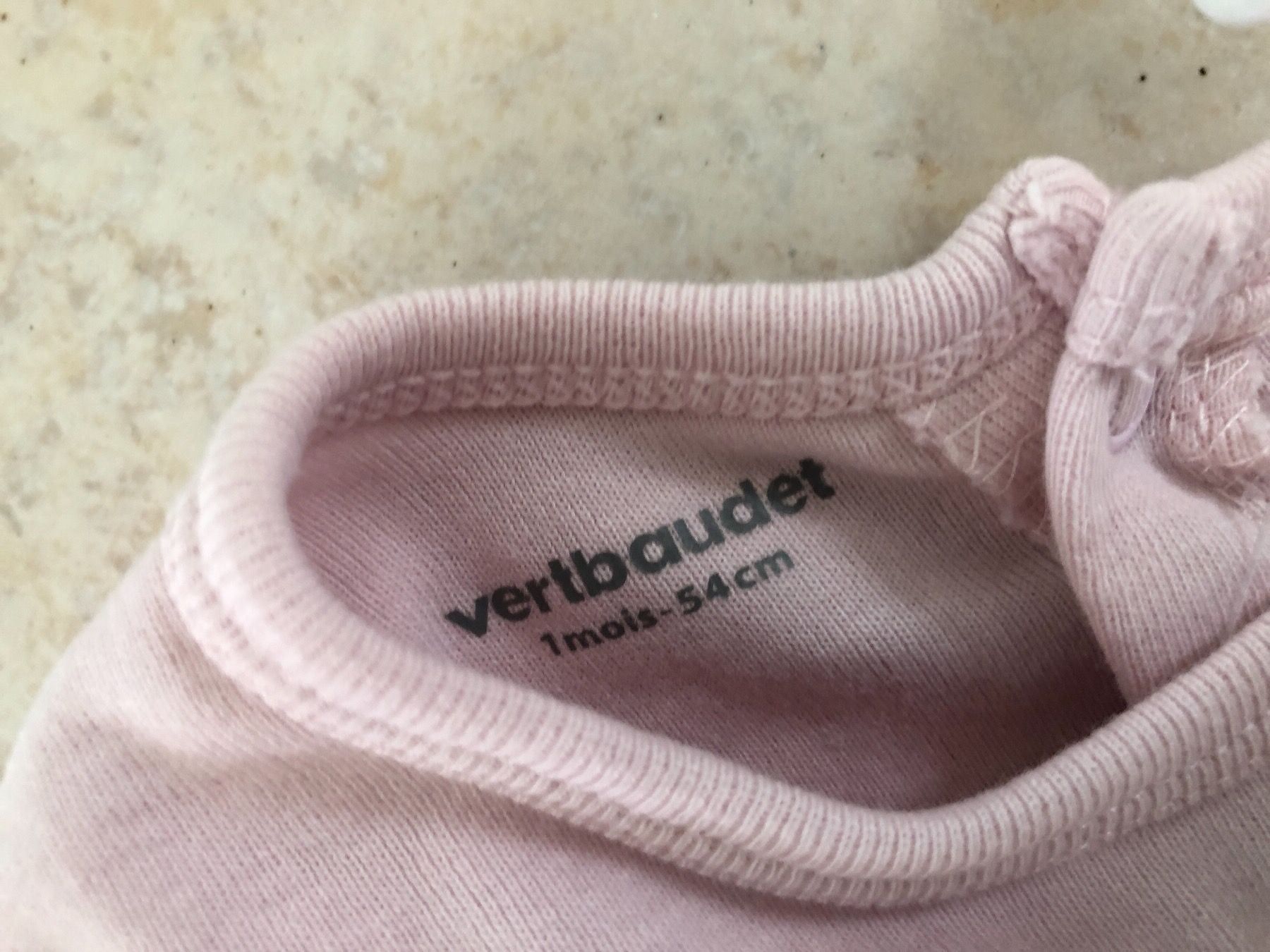 Pyjamas: 3 süsse Vertbaudet Pyjamas Gr.54 – D'occasion à Obergerlafingen par cabo4 3