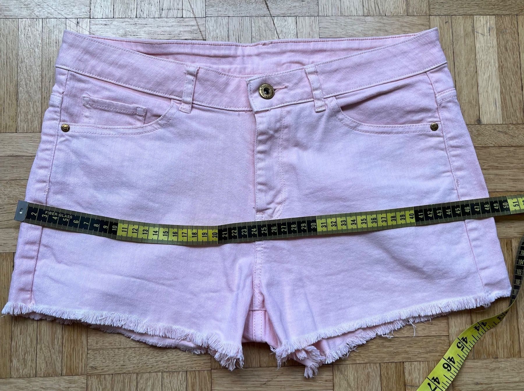 Mango Pantaloni: new mango shorts size M – Nuovo (secondo la descrizione) da Chêne-Bougeries venduto da Seetooyoo 3