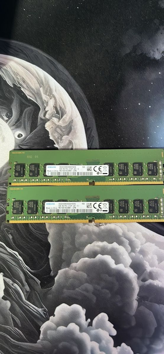 Componenti elettronici: 32 Gb DDR4 RAM 2133 MT/s – Usato da Degersheim venduto da felen67