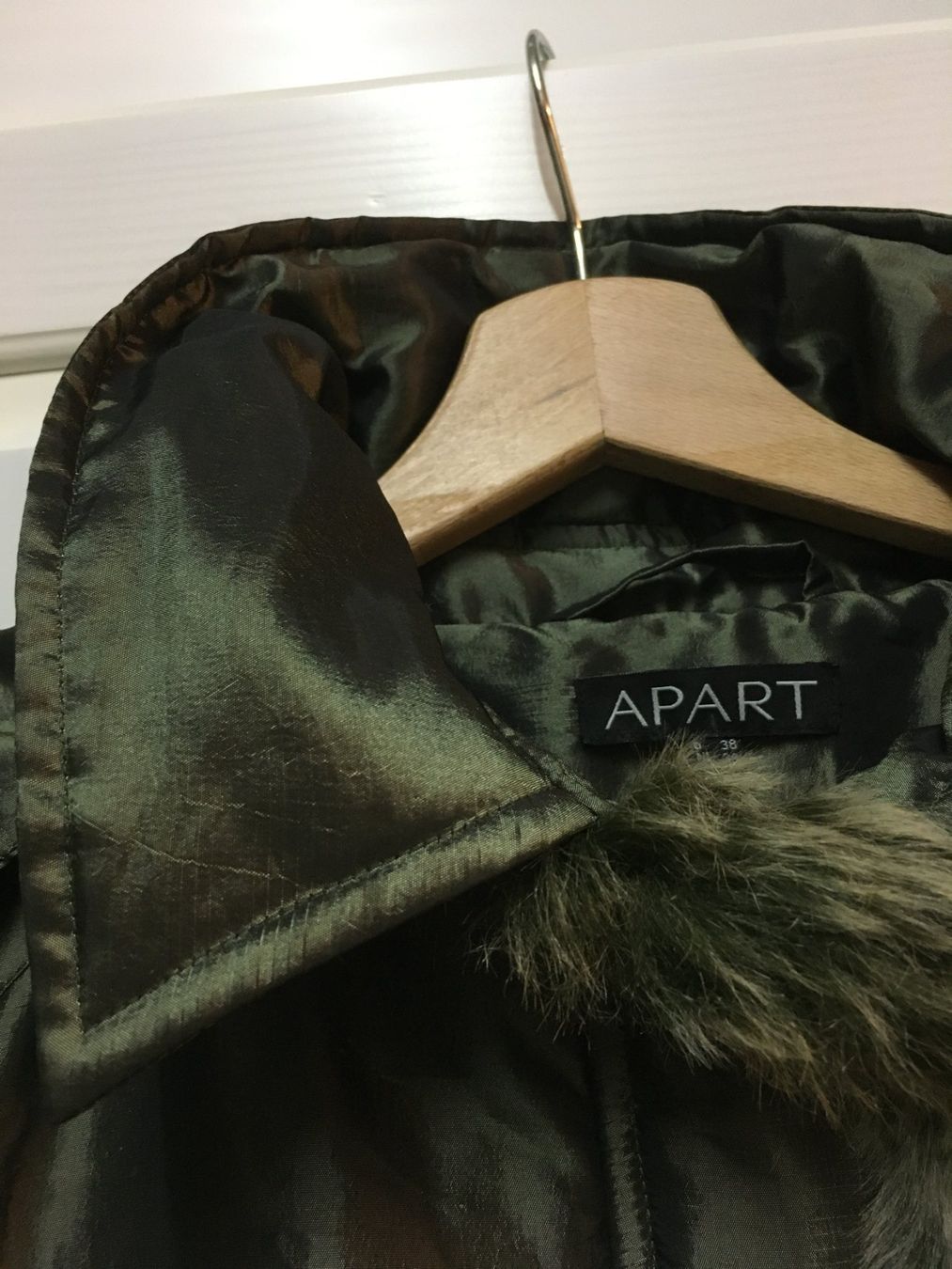 Giacche: APART Jacke, Gr.38, olivgrün – Usato da Arni AG venduto da Mimo007 3
