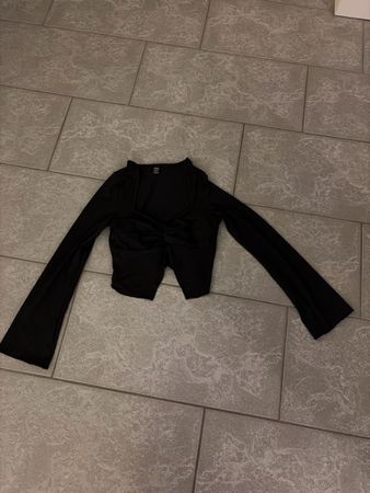 Schickes Oberteil, Grösse S, neuwertig, schwarz