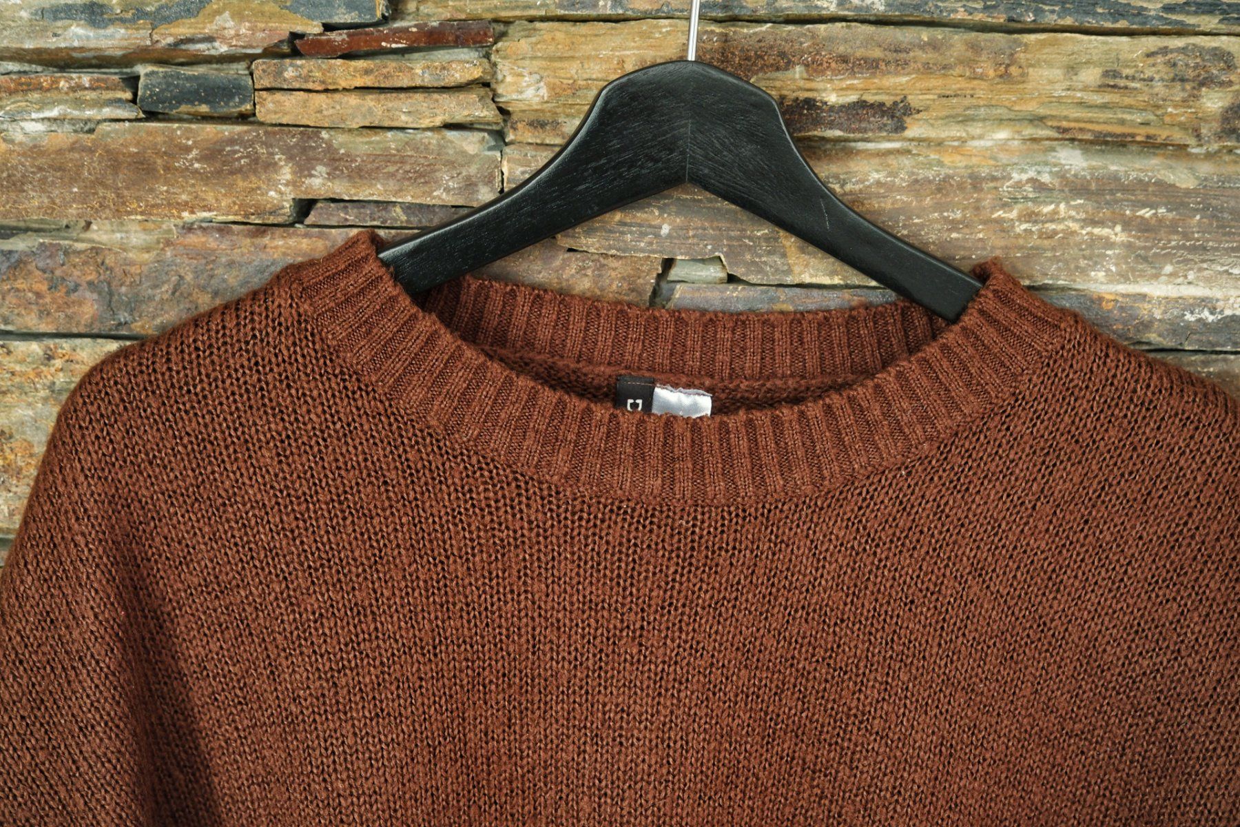 H&M Maglioni & Felpe: Cropped Pullover Gr. M H&M (braun) – Usato da Wohlen AG venduto da Exitburn 1