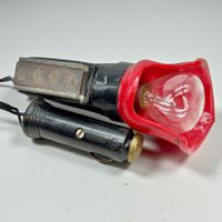 Lampe aimante de voiture lumière POLDI 12V 1950s Allemagne