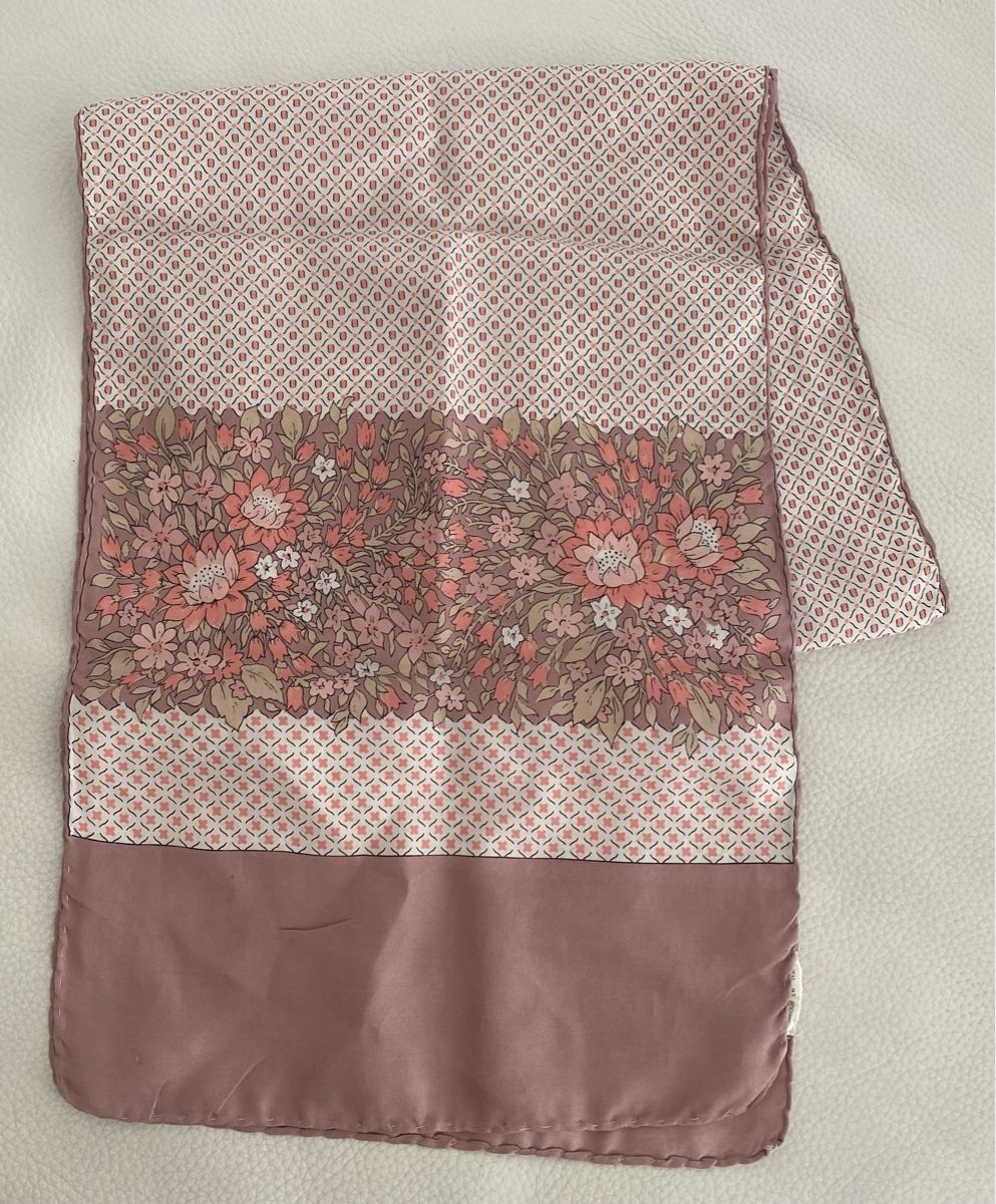 Foulard & Sciarpe: Seiden Schal 🌸 – Usato da Opfikon venduto da Luis144 4