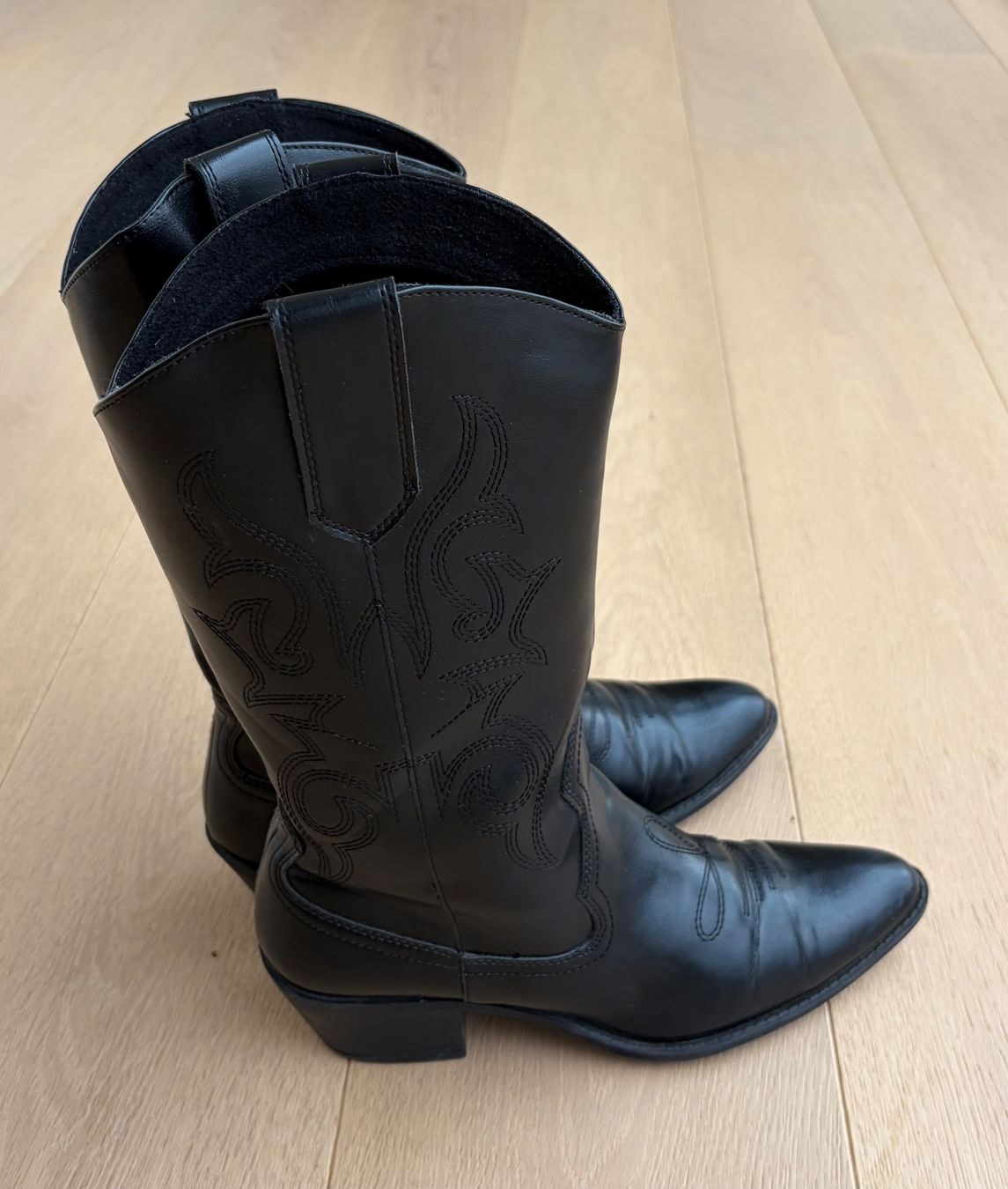 Pull&Bear Scarpe da donna: PULL&BEAR Cowboy -Stiefel Gr.38 akt.Kollektion – Usato da Degersheim venduto da Starkigel 5