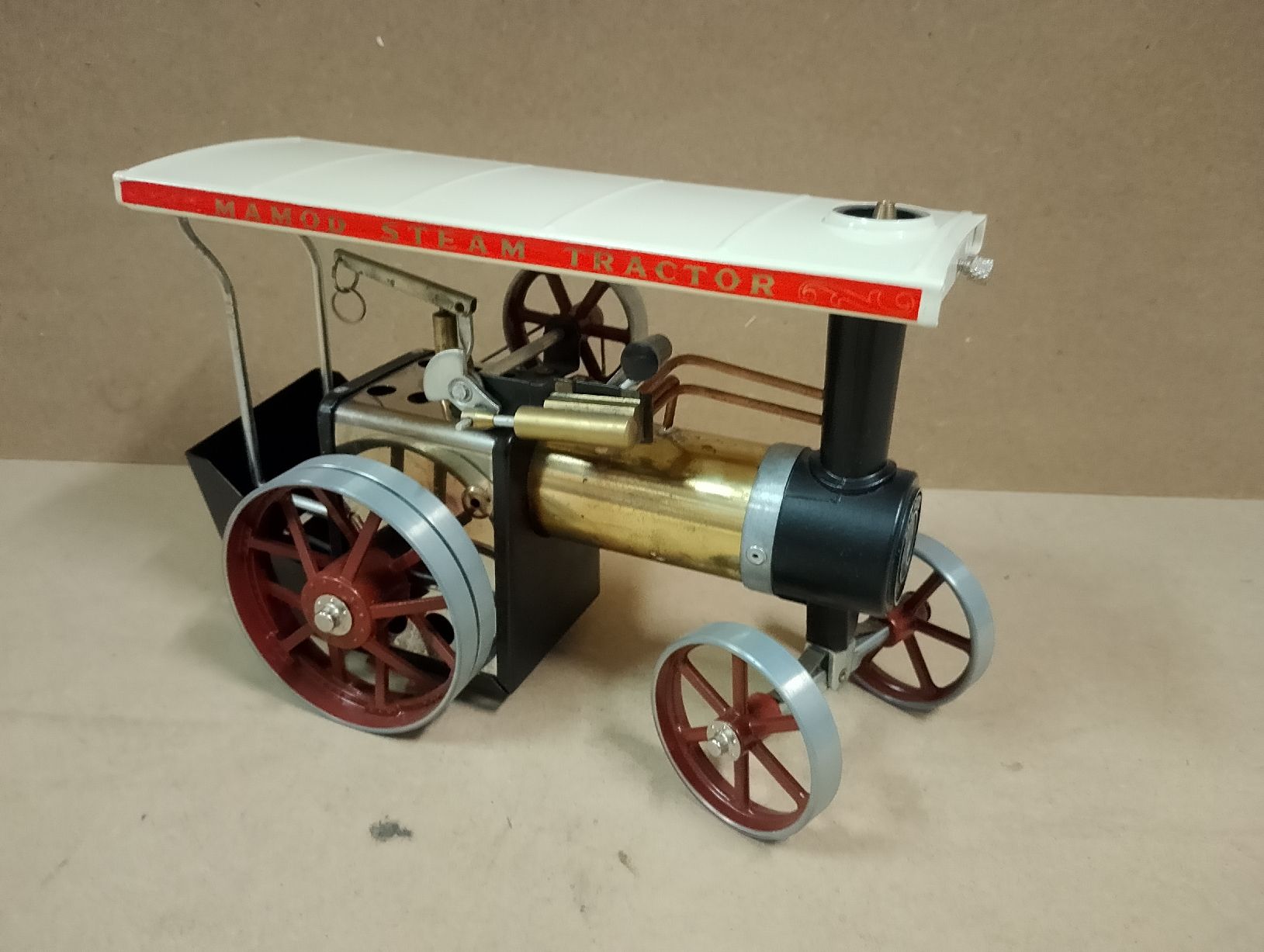 Mamod Kit di modellismo & Modellini statici: Steam Tractor TE1A ? von Mamod – Usato da Safenwil venduto da dodgewc12