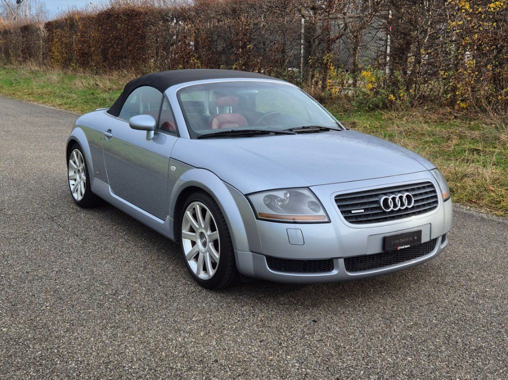 Audi Automobili: Audi TT Cabrio quattro 225PS – Usato da Dübendorf venduto da Boost-Factory 1