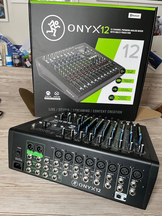 Console de mixage et enregistrement Onyx 16 Mackie