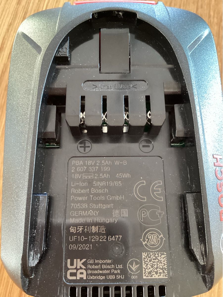 Bosch Akkus & Batterien: Bosch Akkustaubsauger S8 Ersatzakku – Gebraucht aus Emmenbrücke von taigi01 2