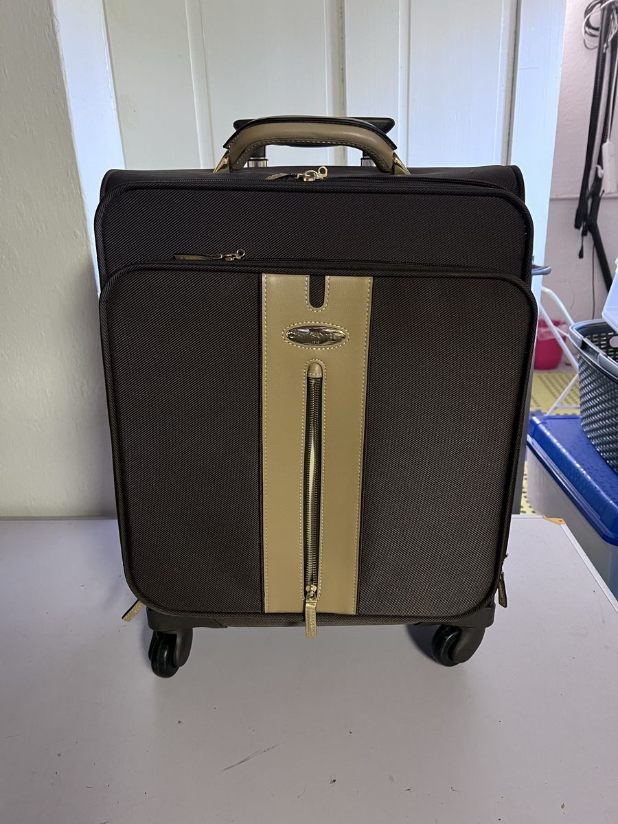 Samsonite Valises de voyage: Reisekoffer Samsonite 37x54x21 (35) – D'occasion à Glattfelden par maa_qcj8