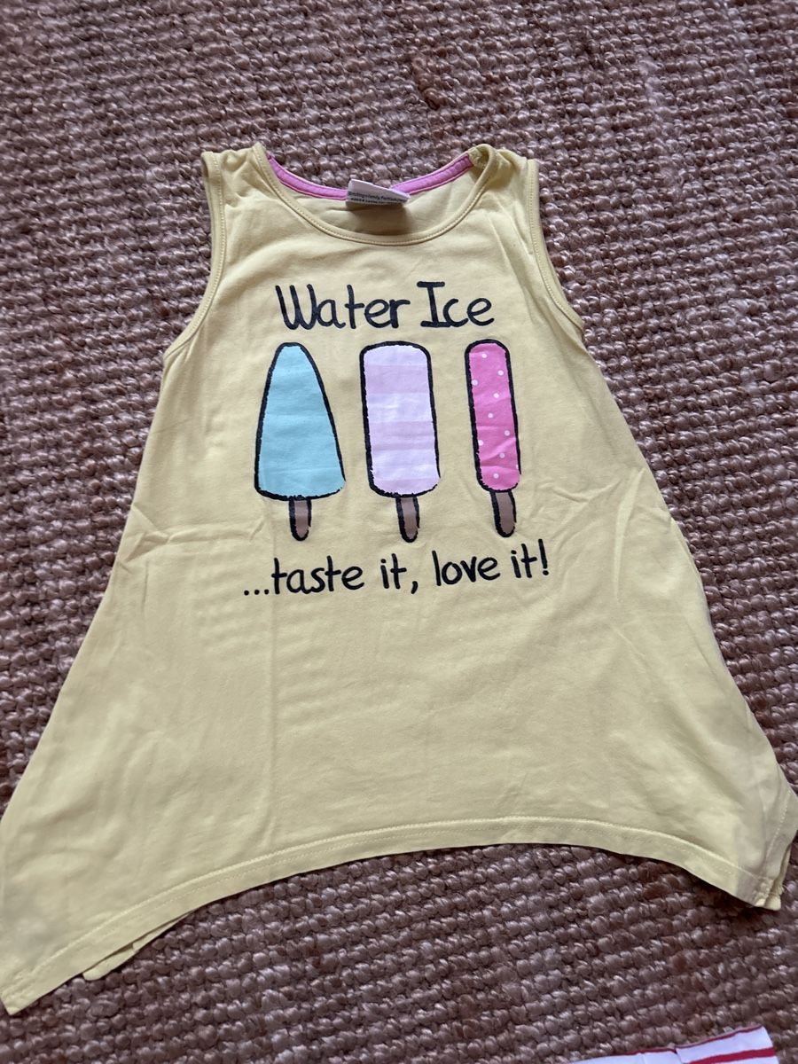 Lotti & Set di vestiti: 4er Set Mädchen T-Shirts, Gr. 122/128 – Usato da Dottikon venduto da cimar 2