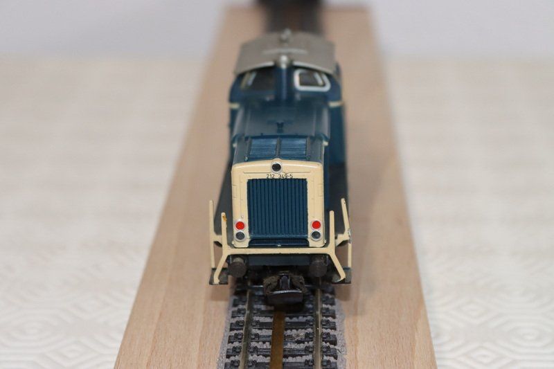 Märklin Modelleisenbahnen: Märklin DB Lok ( 566 ) – Gebraucht aus Kerzers von Winu64 2