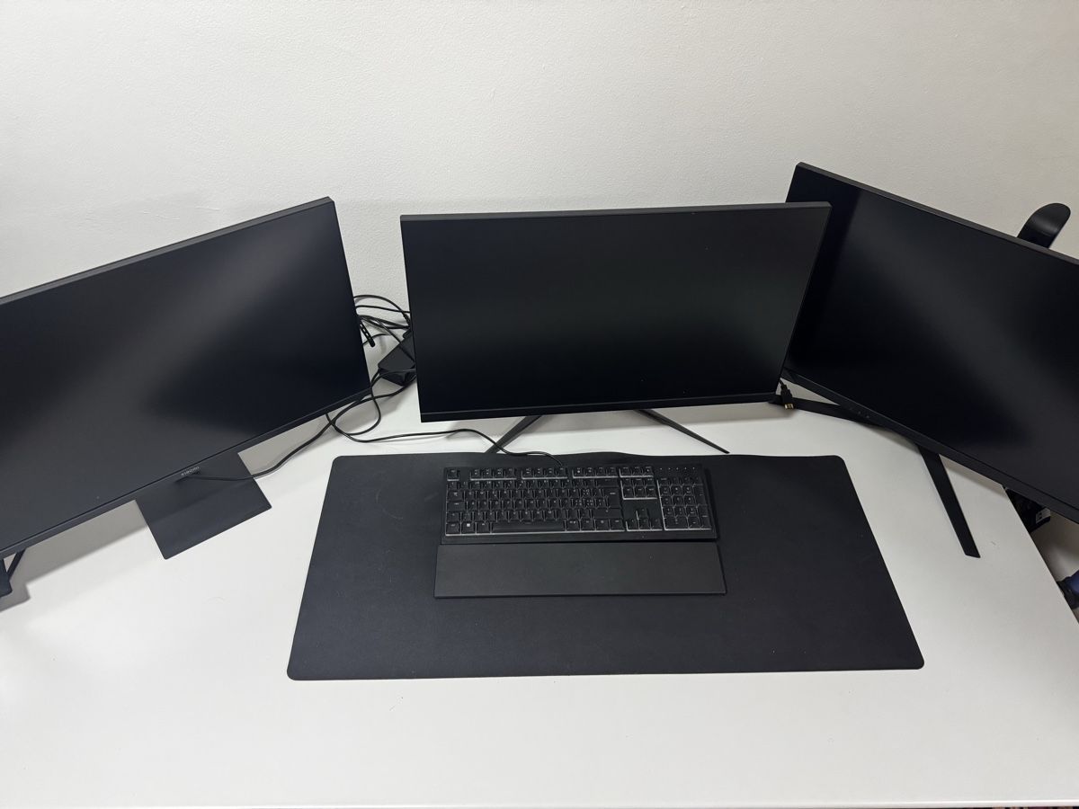 Bureaux: Bürotisch – Neuf (Voir description) à Wohlen AG par mih_675k