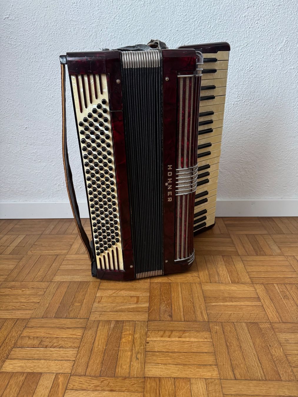 Hohner Strumenti musicali: Hohner Akkordeon, – Usato da Frauenfeld venduto da lona05 2
