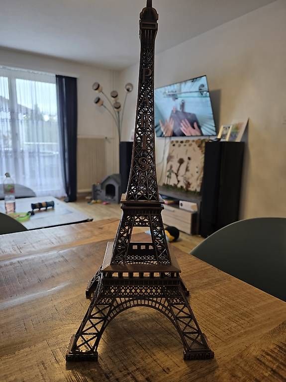 Alle Dekorationen: Eiffelturm Paris 48 cm - Dekofigur – Gebraucht aus Root von dam_k55b