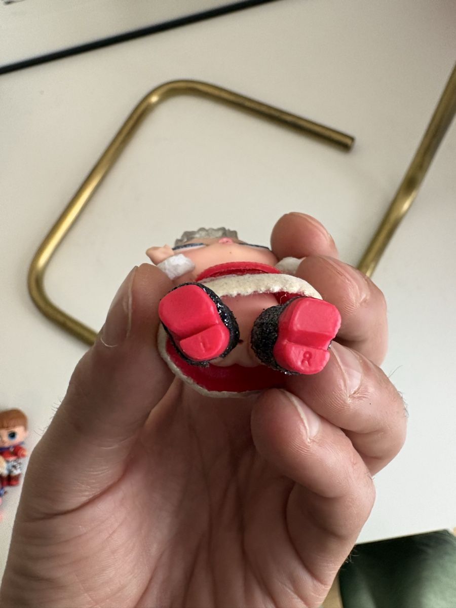 MGA Puppen: Mini Poupée LOL Surprise  – Gebraucht aus Neuchâtel von sharposneaks 4