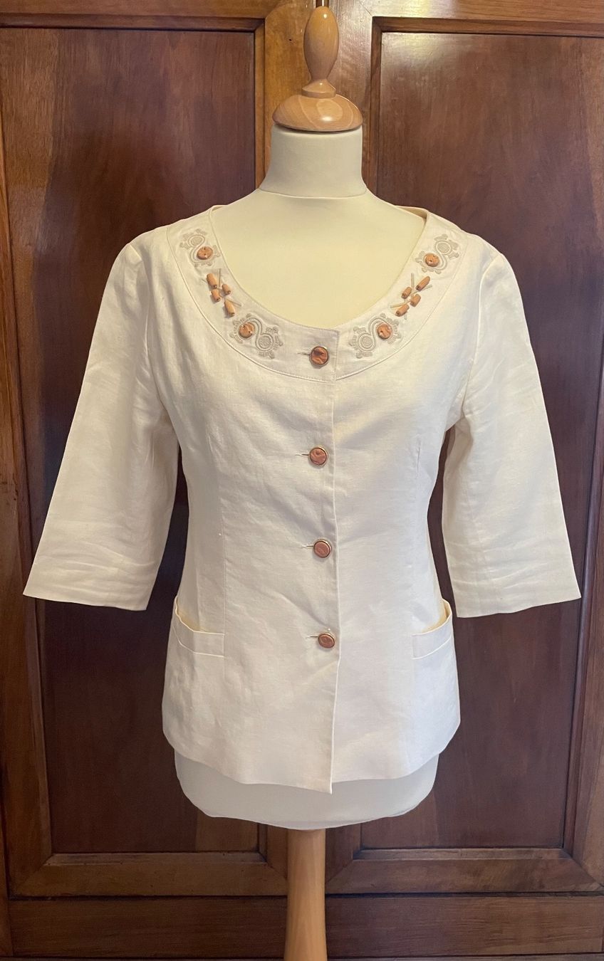 Giacche: Veste Roccobarocco – Usato da Lausanne venduto da Lou__