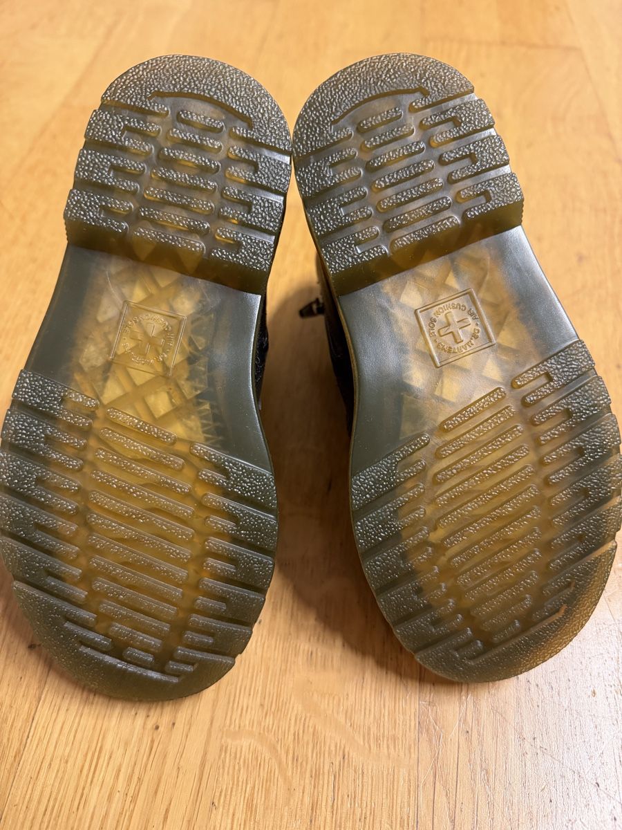 Dr. Martens Scarpe per ragazzi: Dr. Martens Stiefel -Kinder  Gr. EU26 – Nuovo e nell'imballaggio originale da Arbon venduto da ids 2