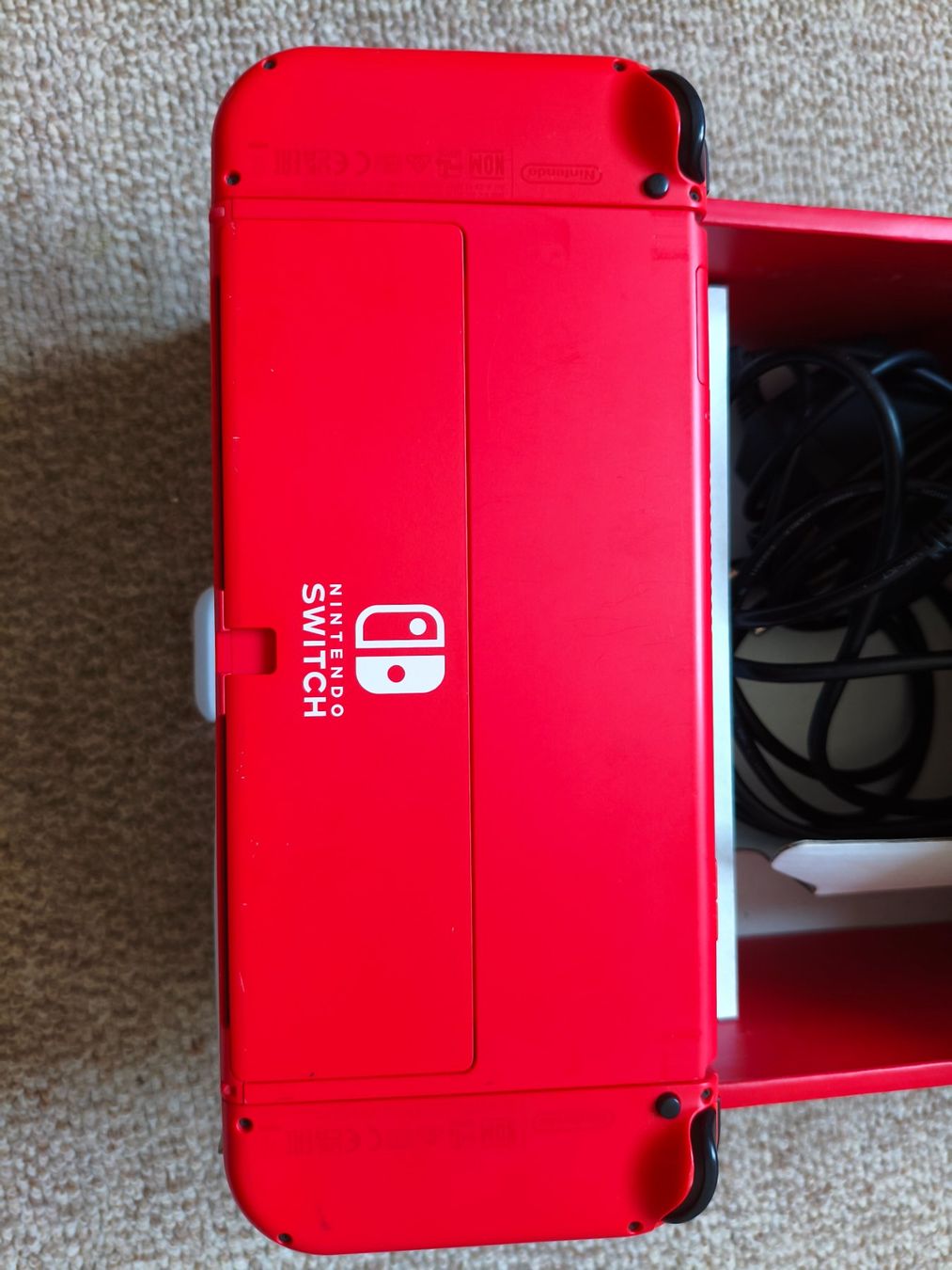 Nintendo Consoles: Nintendo Switch OLED Super Mario Special Edition – D'occasion à Vogelsang AG par miinlade 2