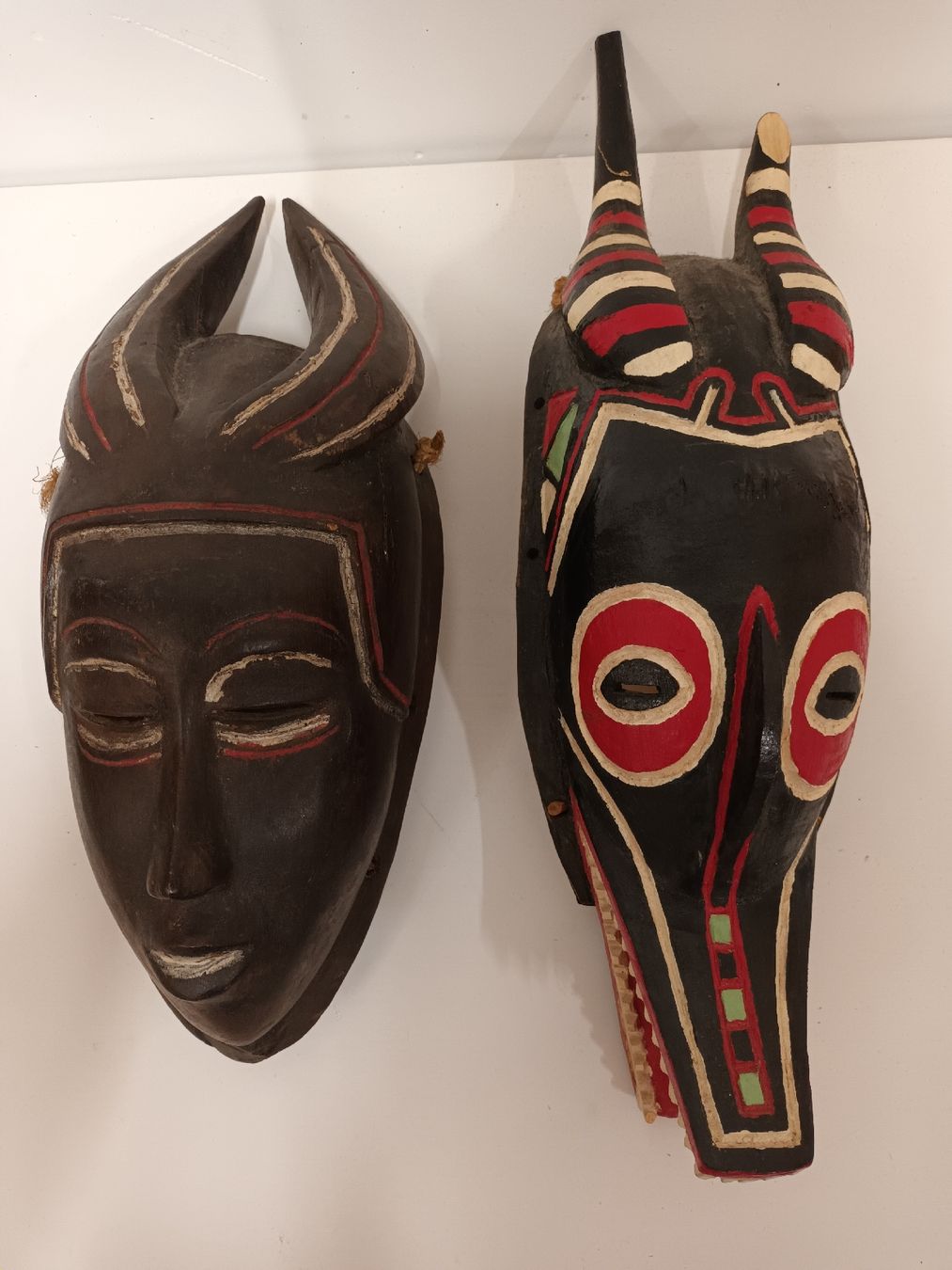 Arte internazionale: HOLZ MASKEN AFRIKA-KENIA! – Usato da Sulgen venduto da rob_6n7f
