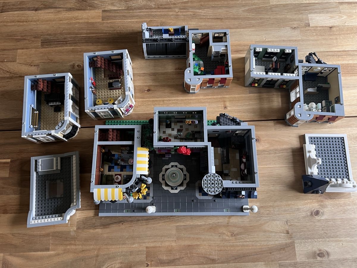 Lego Baukästen: Lego Creator Expert 10255 Assembly Square  – Gebraucht aus Bülach von chevelle77 3