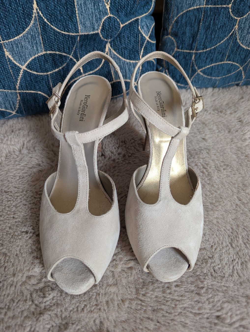 Scarpe da donna: chaussures Nero giardini 37 – Nuovo (secondo la descrizione) da Montreux venduto da dem_gyt9 1