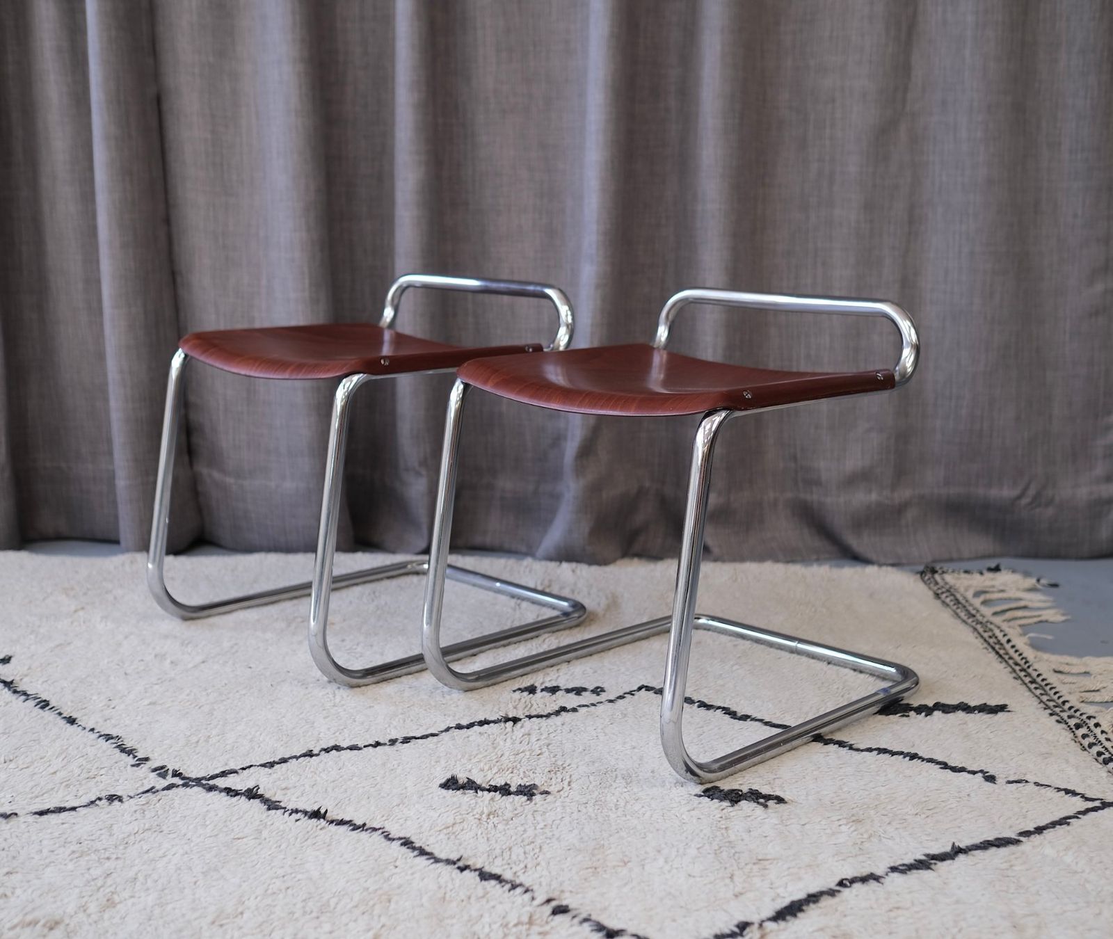 Sgabelli: Stools Mart Stam B37 Bremshey Bauhaus 1960s – Usato da Bern venduto da Zmodern_VIN 3