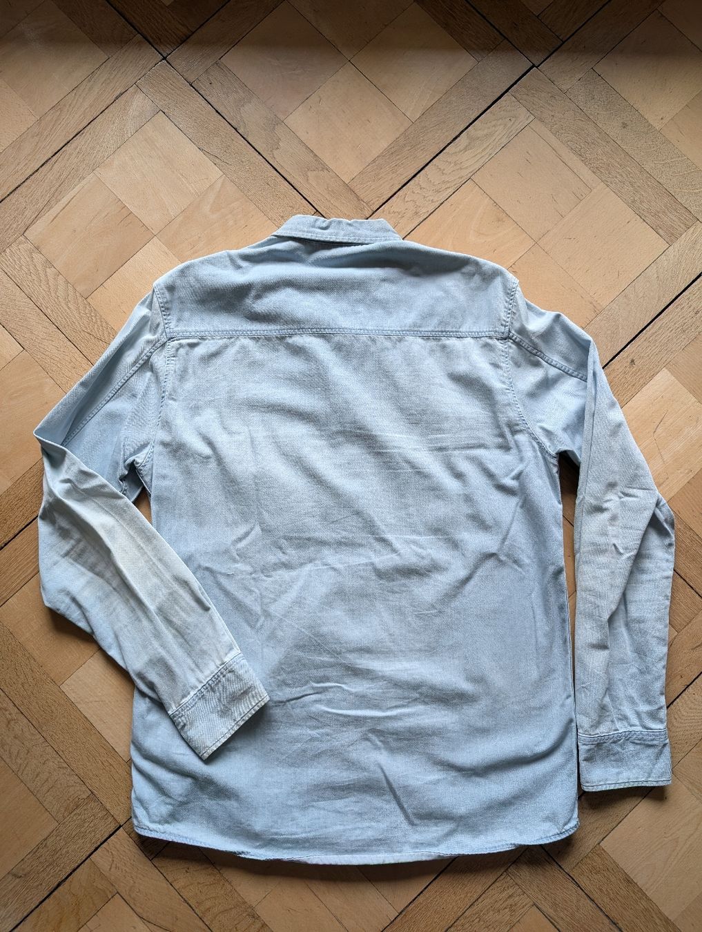 Cos Camicie: Günstiges COS Jeanslook Hemd Herren Grösse S – Usato da Zürich venduto da Hedkandi 5