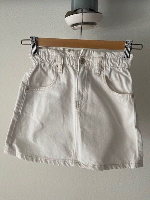 Mango Vestiti & Gonne: Jeansrock von Mango Gr. 128 cm – Usato da Basel venduto da PinkPong