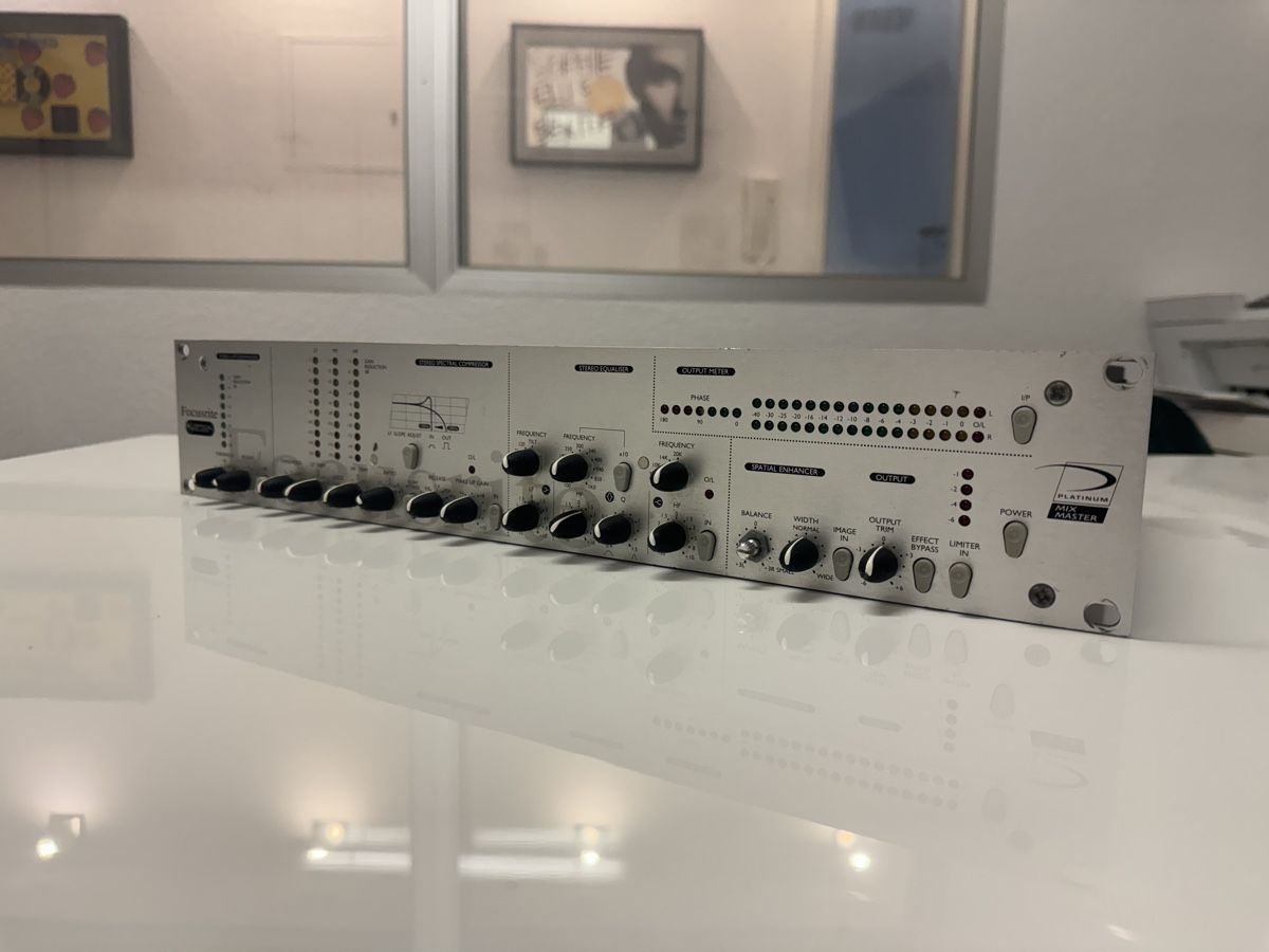 Strumenti musicali: Focusrite Platinum Mix & Master – Usato da Arlesheim venduto da Valerio_Bivona 1