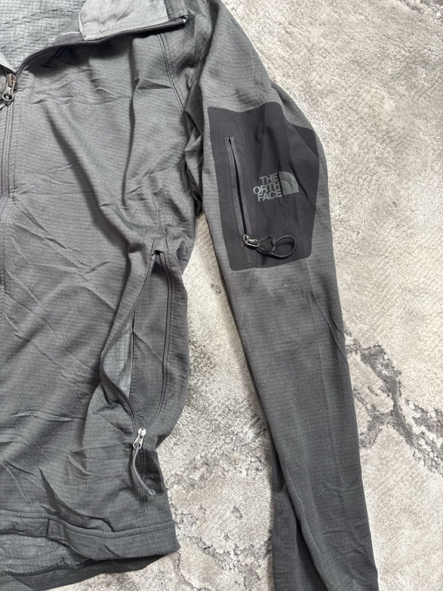 North Face Giacche: #5- Dunkelgraue Softshell Jacke Team Security Champion Gr.M – Usato da Aesch BL venduto da OgFits 3
