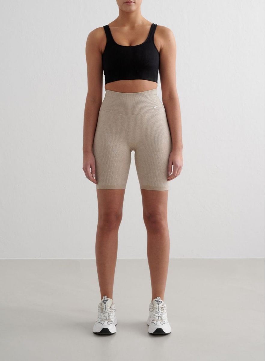 Leggings: AIM’N ribbed Seamless Biker Shorts Gr.M – Nuovo (secondo la descrizione) da Degersheim venduto da Starkigel