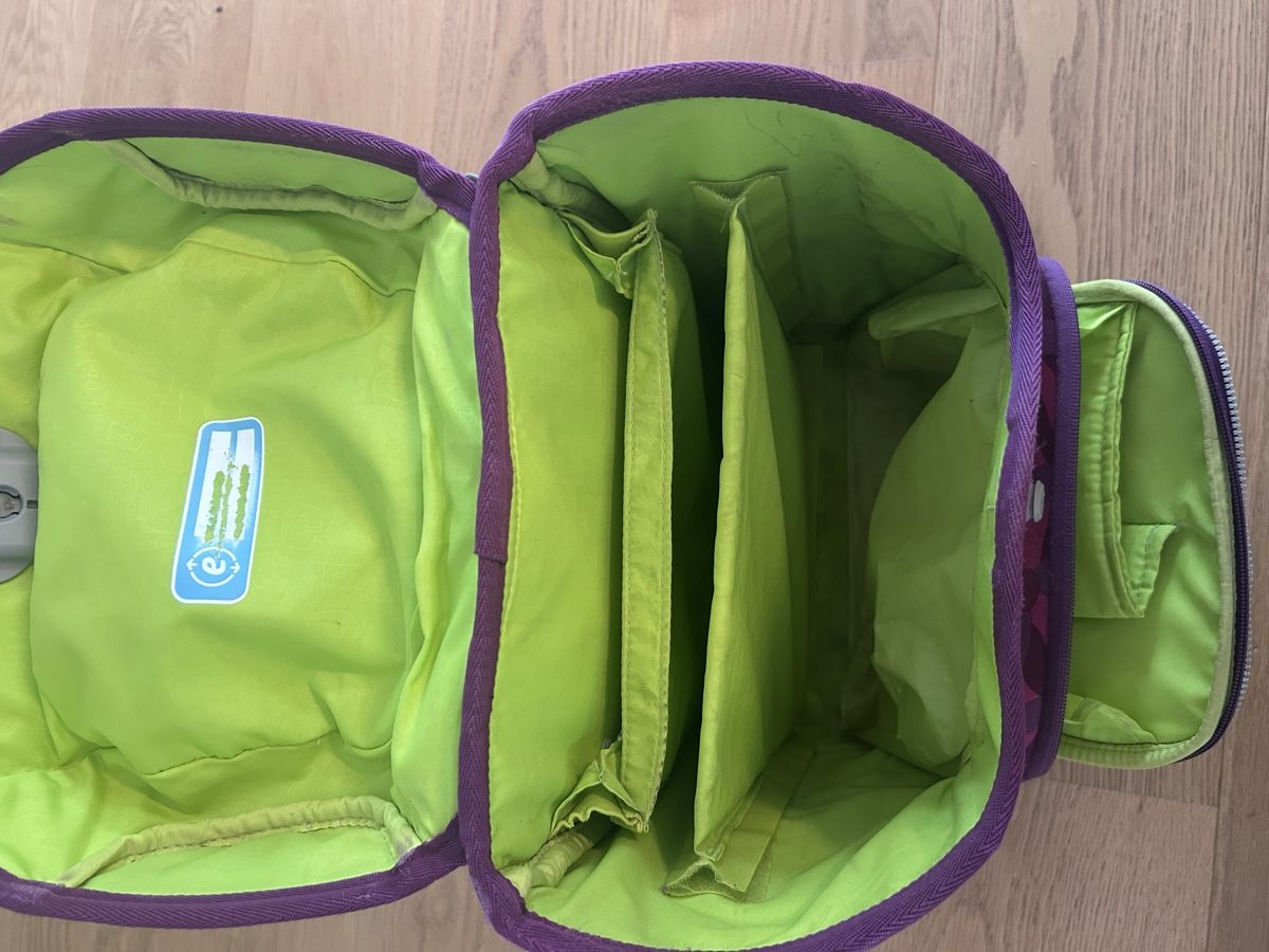Ergobag Sacs à dos: Ergobag Schulthek mit Zubehör – D'occasion à Marbach LU par Mofie 4