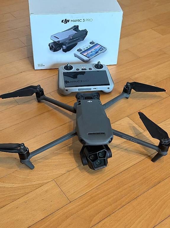 DJI Videocamere: Dji Mavic 3 pro Drohne – Usato da Thun venduto da yan_f8hj