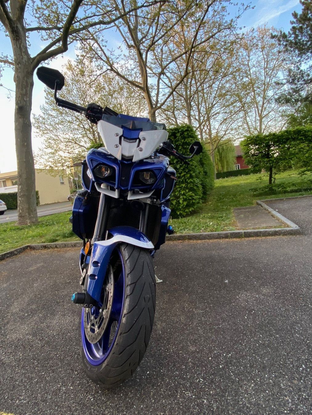 Yamaha Strasse: YAMAHA MT 10 mit Sonderlackierung – Gebraucht aus Reinach BL von DCastro4 2