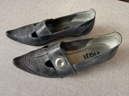 Graue Halbschune von Fidji