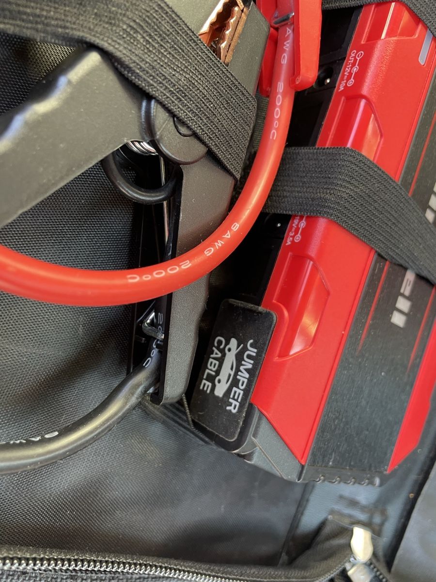 Einhell Caricabatterie: Einhell Starthilfe Powerbank Booster Starthilfekabel – Usato da Bern venduto da fotolog111 4