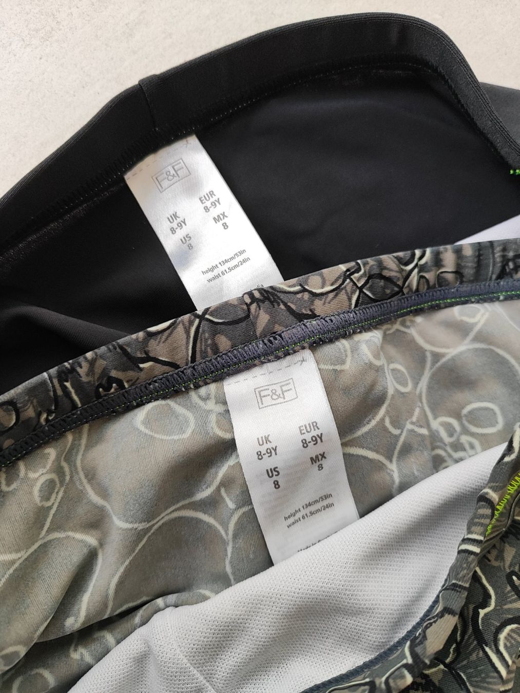 Costumi da bagno: 2 neue Badehosen Gr. 128/134 – Nuovo (secondo la descrizione) da Seon venduto da Mandes1 1