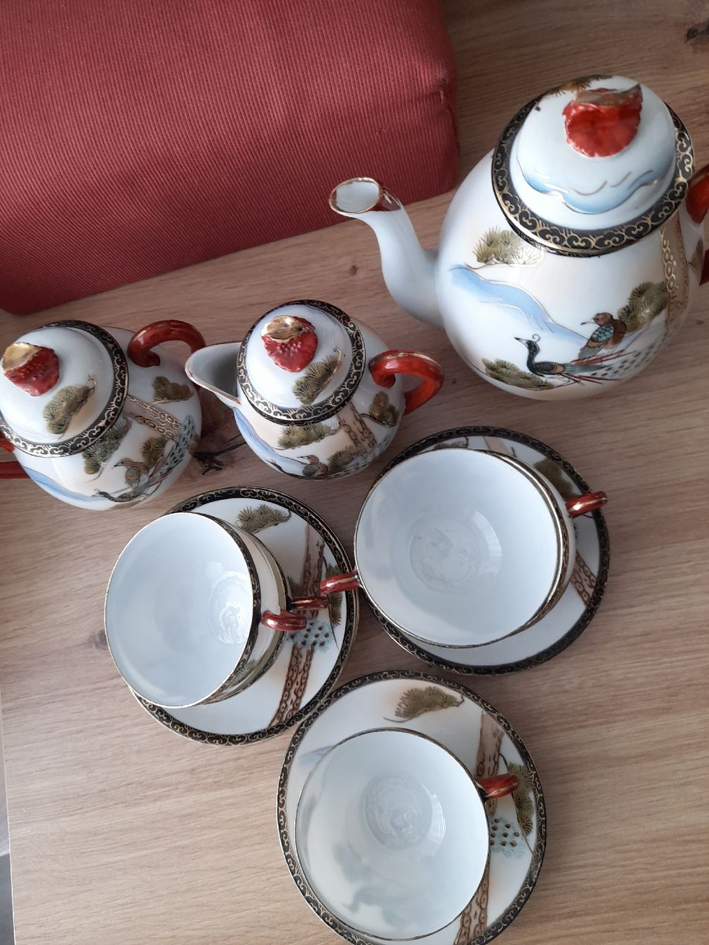 Set di piatti: chinesisches teeservice – Usato da Sirnach venduto da beM_6lgt