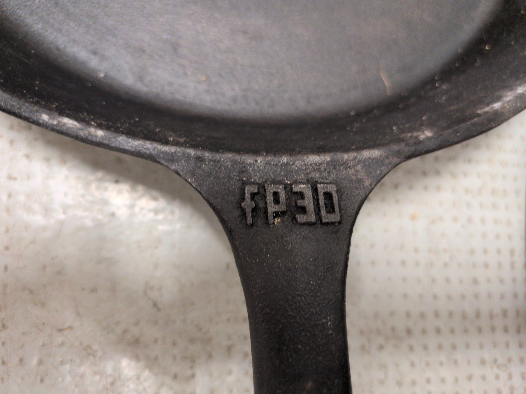 Petromax Padelle: Petromax Bratpfanne FP30 mit Deckel – Usato da Pratteln venduto da ilouh 1