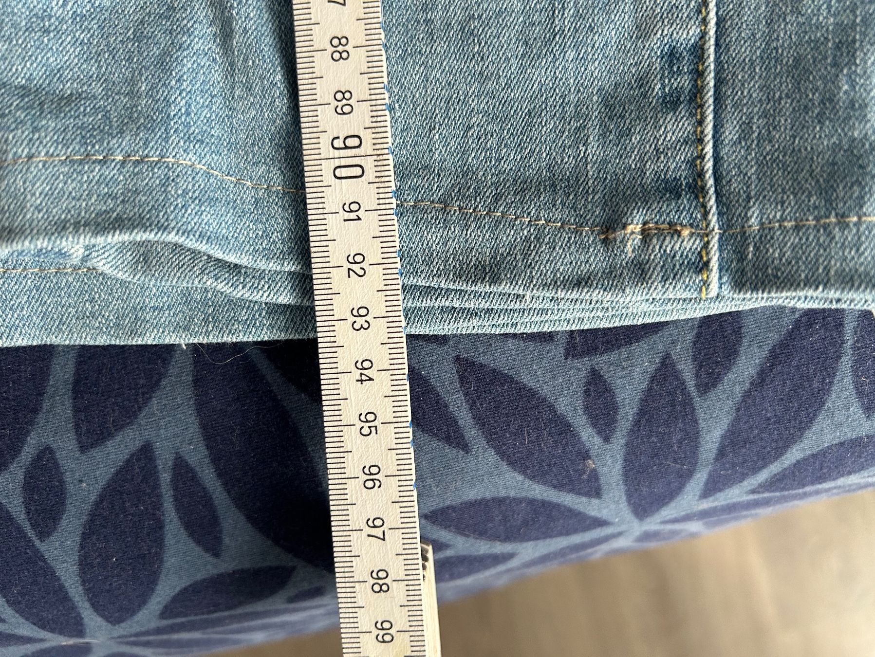 Jeans: Damenjeans Gr. 42 – Usato da Obergösgen venduto da Andre118 3