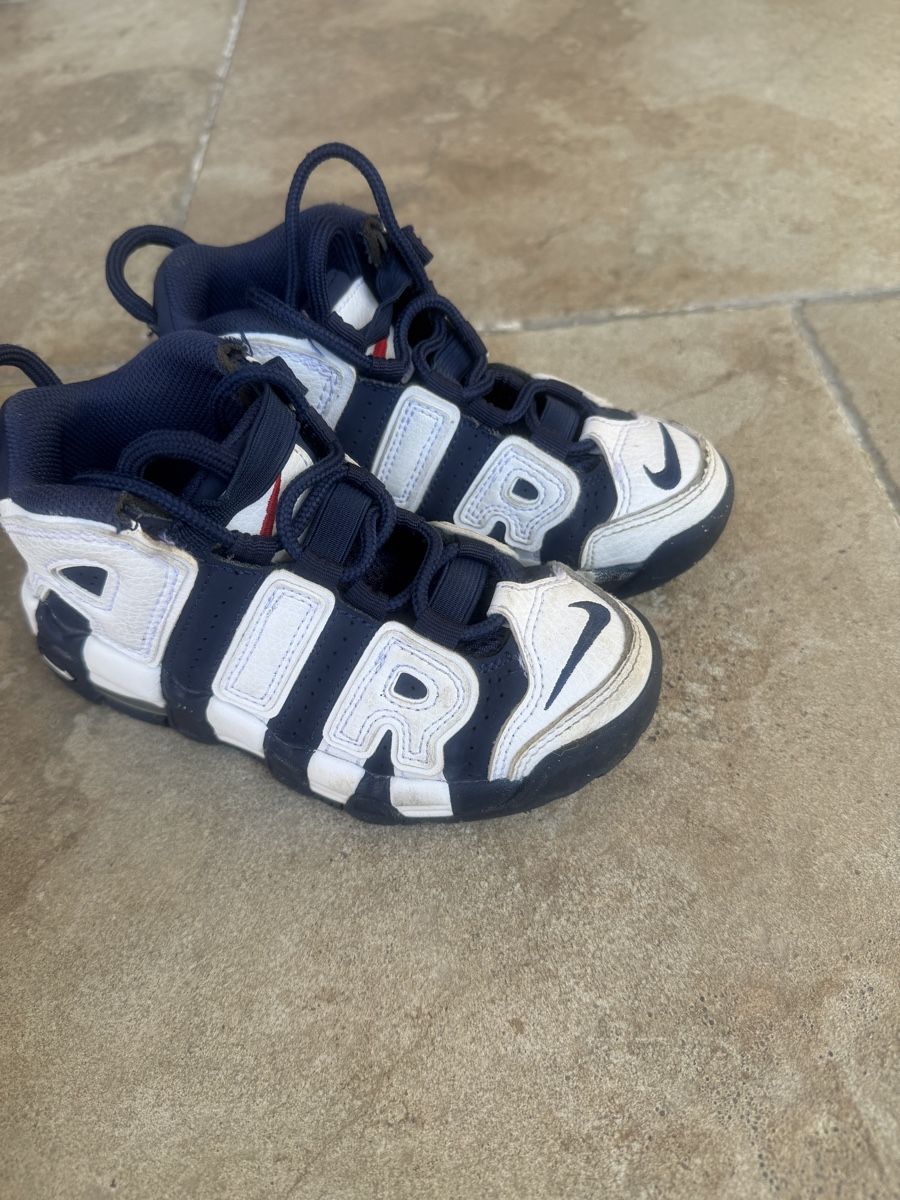 Nike Scarpe per ragazzi: AIR NIKE Gr. 28.5 – Usato da Schiers venduto da Sam.ahd1 1