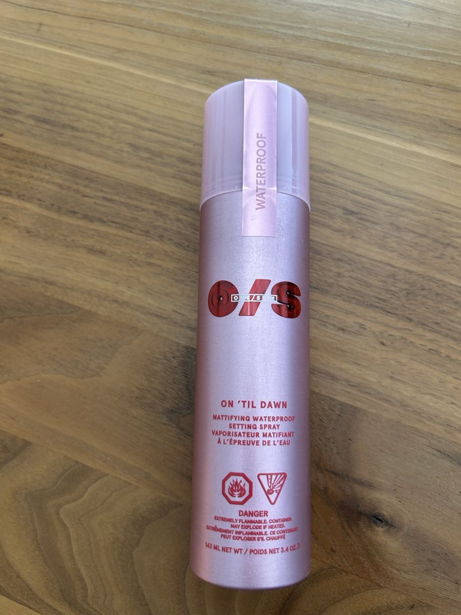 Make-up: ONE/SIZE On 'Til Dawn Setting Spray - Waterproof, New! – Nuovo e nell'imballaggio originale da Sempach venduto da Melemark