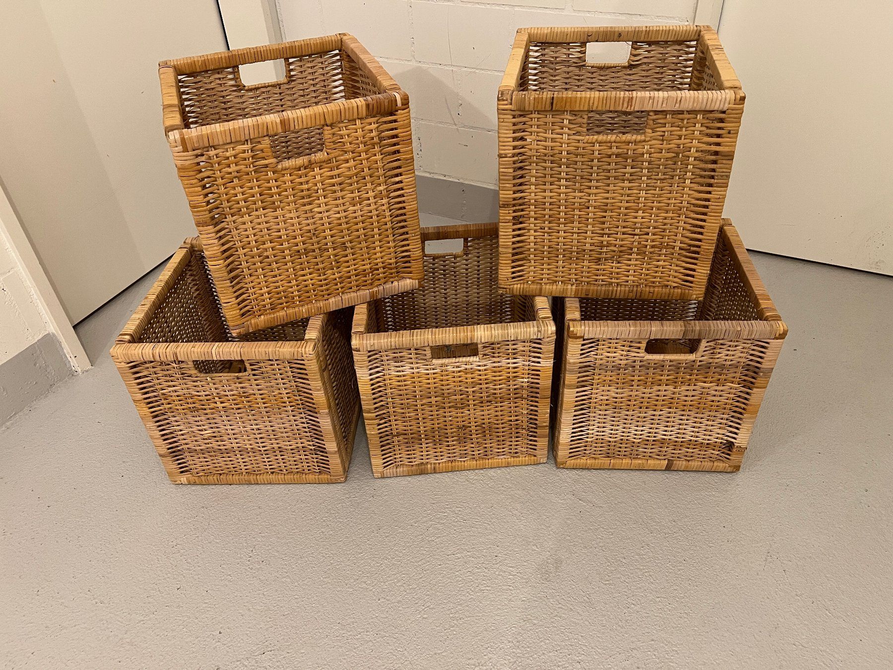 Ikea Regale: Korb zu Kalax-Regal – Gebraucht aus Hohenrain von Anirob