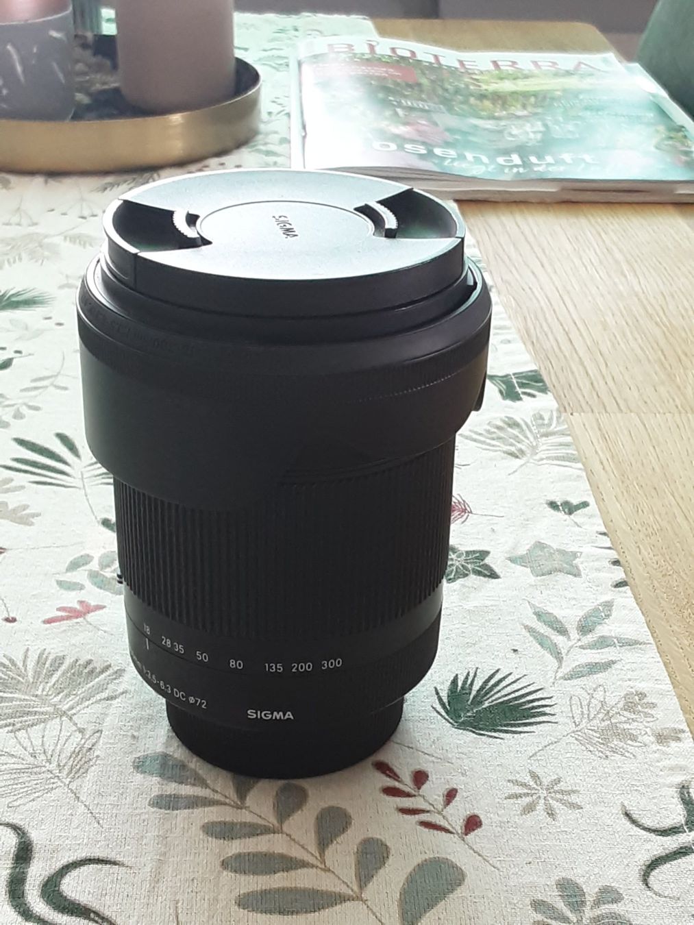 Sigma Obiettivi: Sigma Objektiv 18-300mm Digital – Usato da Tann venduto da Aquario8