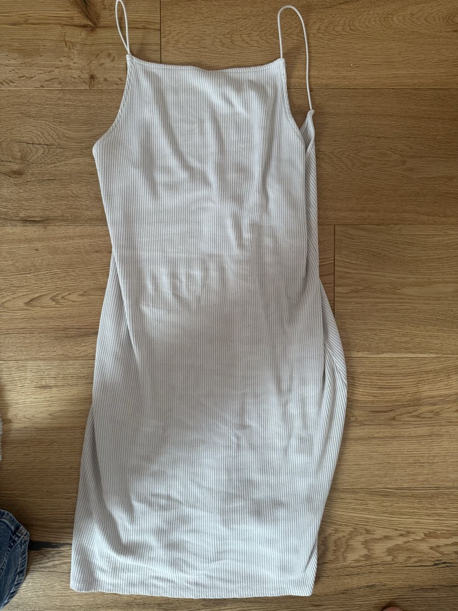 H&M Vestiti: Ripp-kleid Grösse M  – Usato da Hüttwilen venduto da sar_8gj7