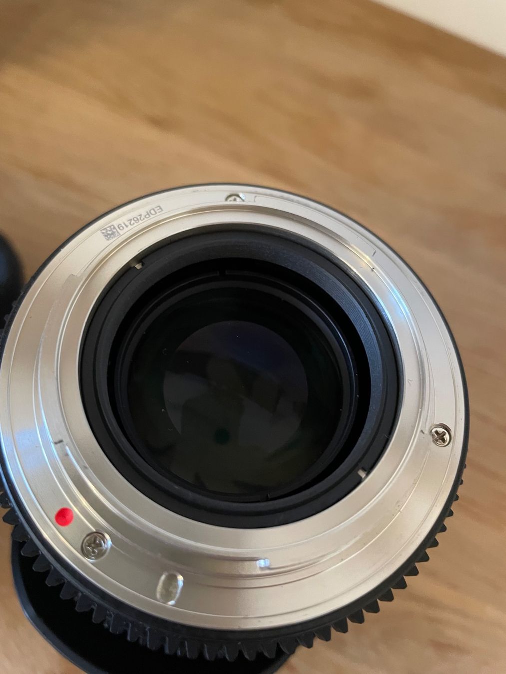 Samyang Obiettivi: Samyang 24 mm T1.5 - EF Mount – Usato da Biel/Bienne venduto da HerrVogel 2